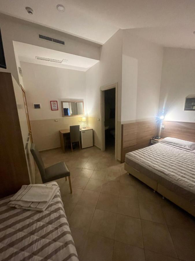 Hotel Montecarlo Milano Ngoại thất bức ảnh