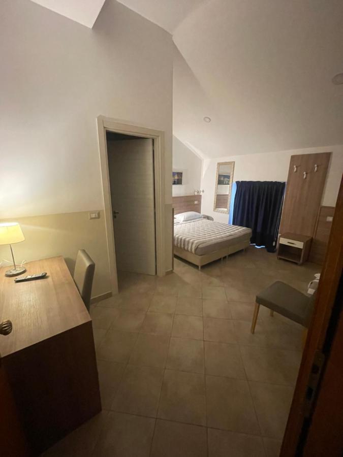 Hotel Montecarlo Milano Ngoại thất bức ảnh