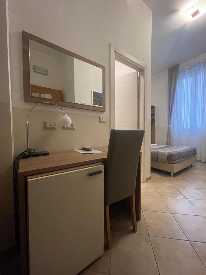 Hotel Montecarlo Milano Ngoại thất bức ảnh