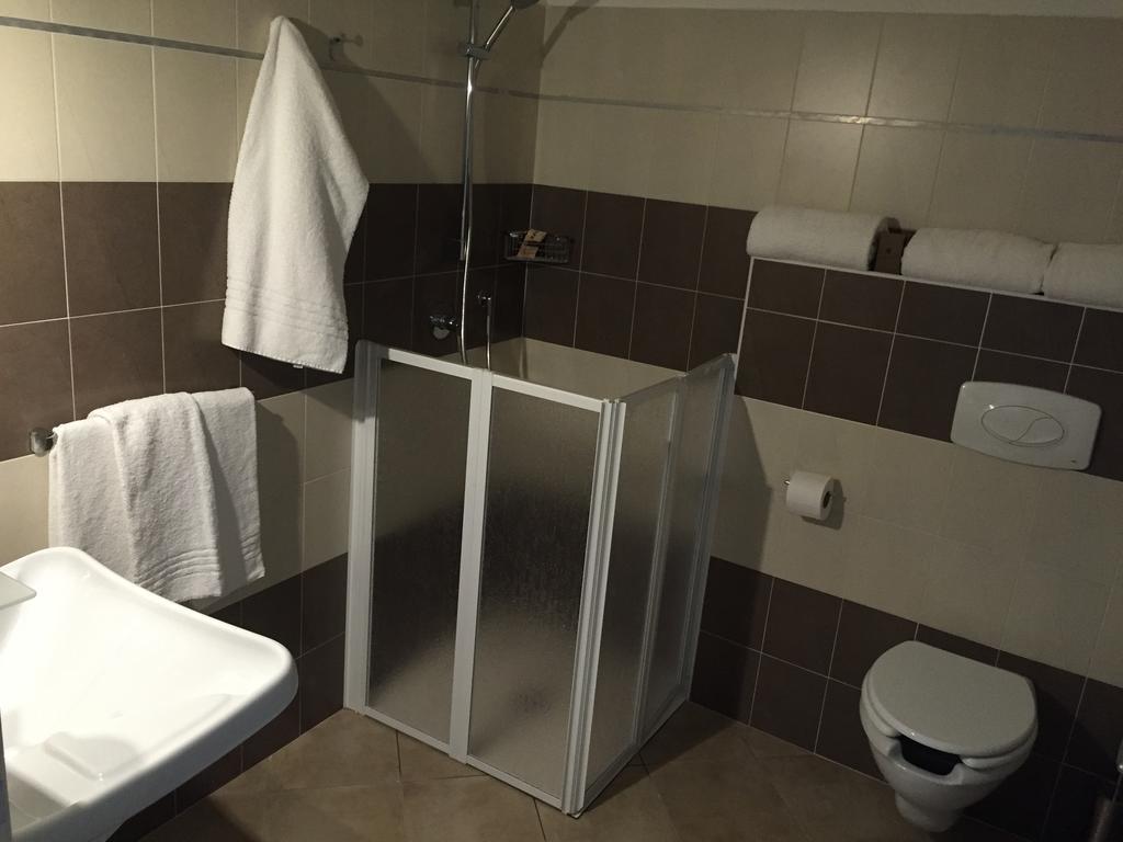 Hotel Montecarlo Milano Phòng bức ảnh
