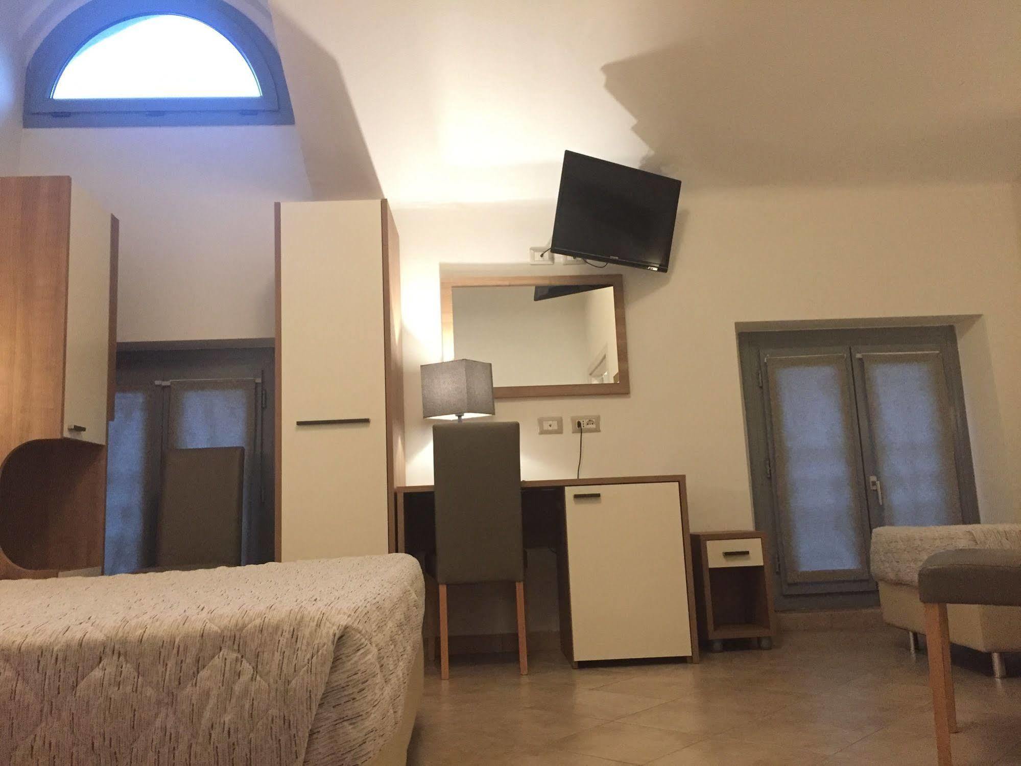 Hotel Montecarlo Milano Ngoại thất bức ảnh